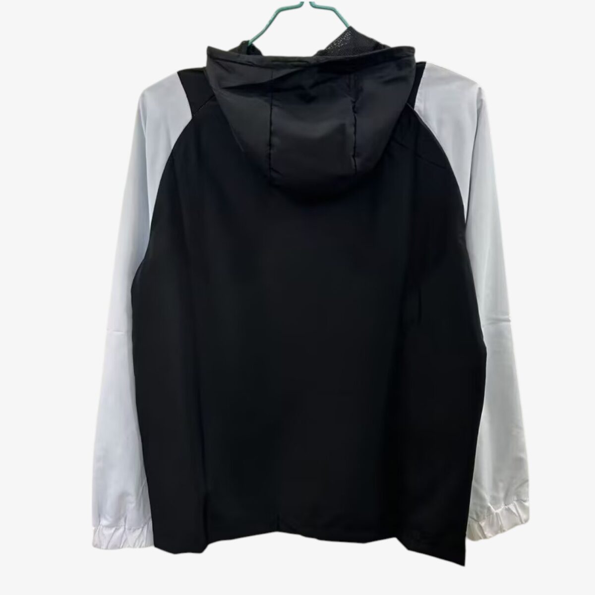Real Madrid Reversible Windbreaker 2025/26 - Image 2