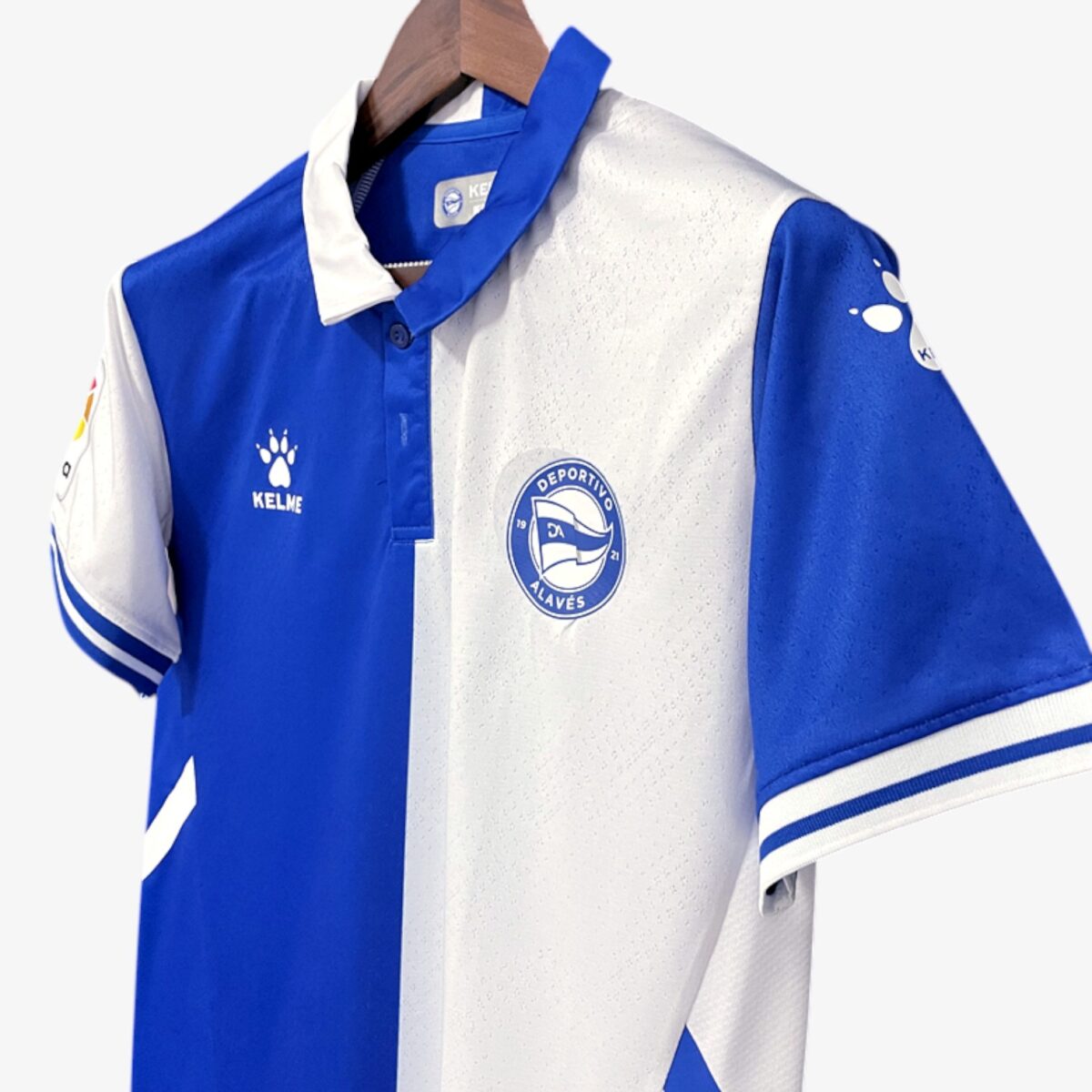 Deportivo Alaves Home Jersey 2021/22 - Image 2