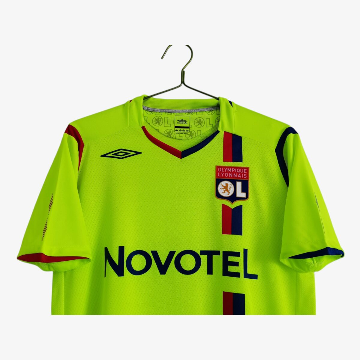 Retro Olympique Lyonnais Third Jersey 2008/09 - Image 3