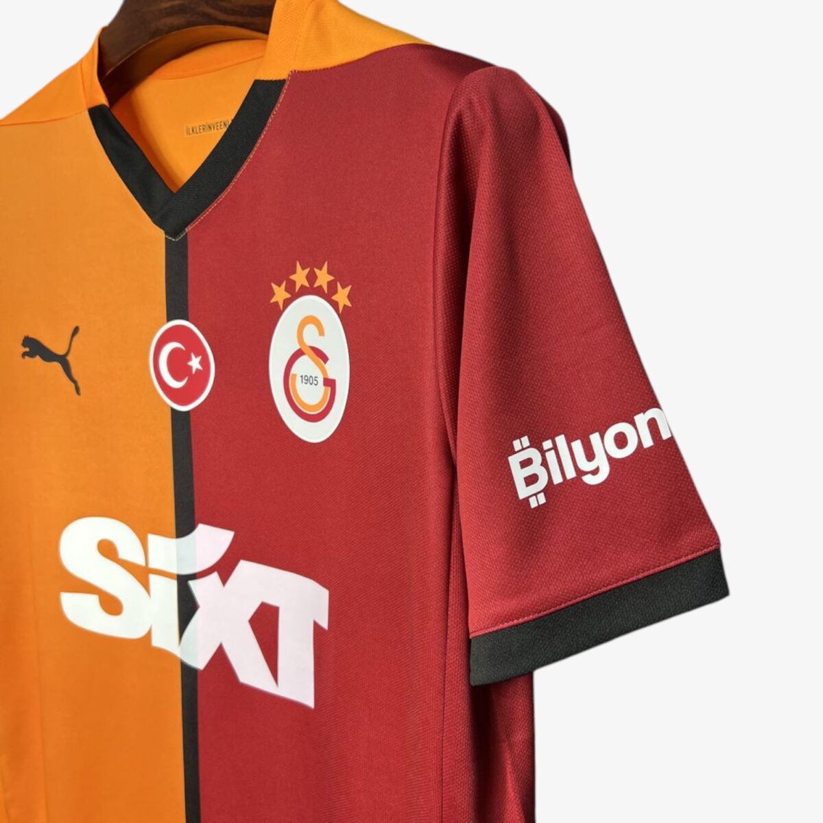 Galatasaray Home Jersey 2024/25 - Image 4