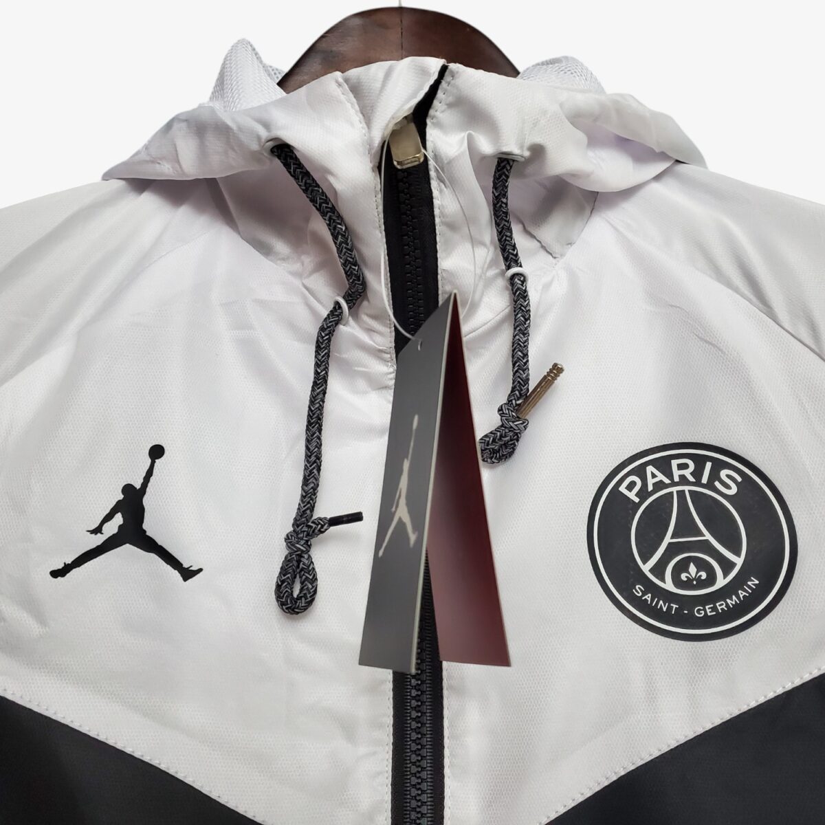 PSG Reversible Windbreaker 2022/23 - Image 2
