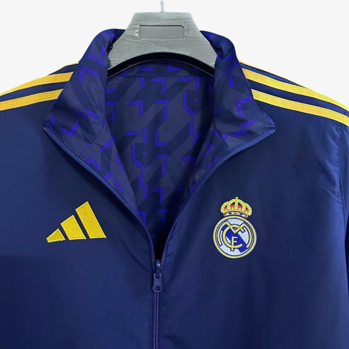 Real Madrid Retro Reversible Windbreaker - Image 3
