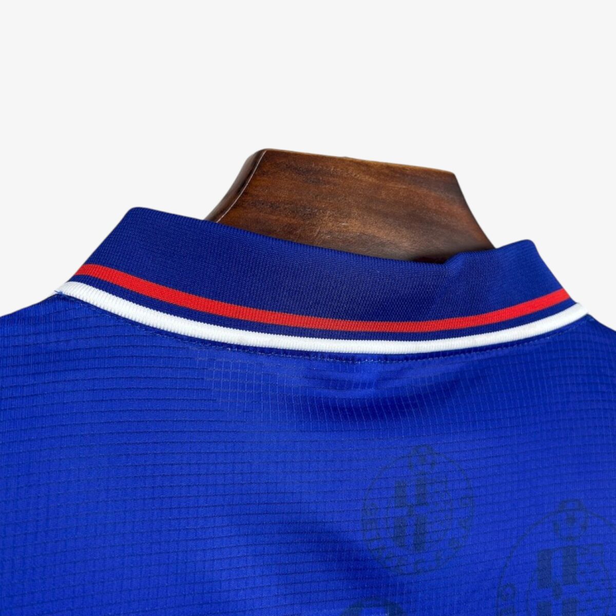 Retro Getafe CF Home Jersey 1998/99 - Image 3