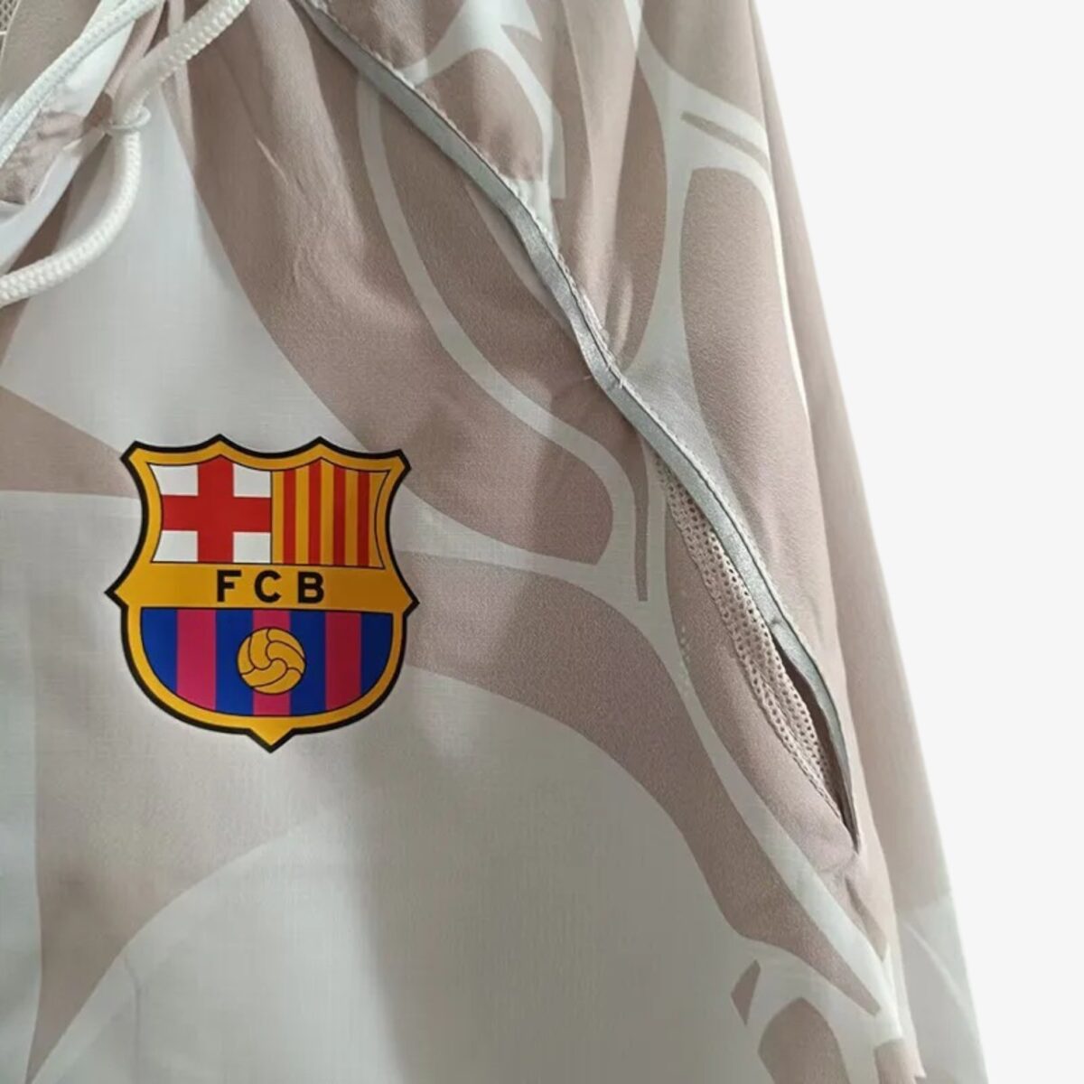 Barcelona Beige Extended Edition Windbreaker 2025/26 - Image 4