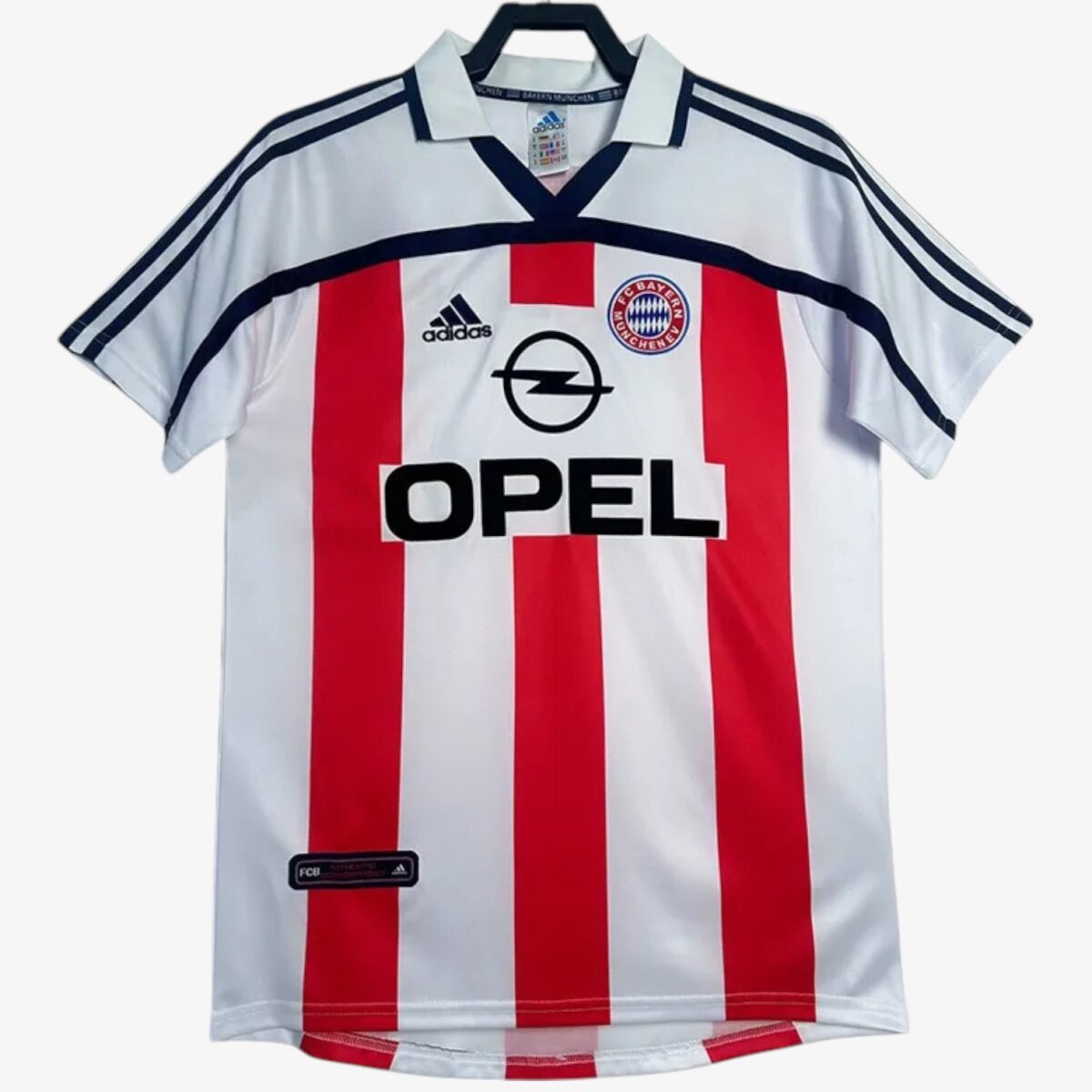 Bayern Munich Away Retro Jersey 2000/02