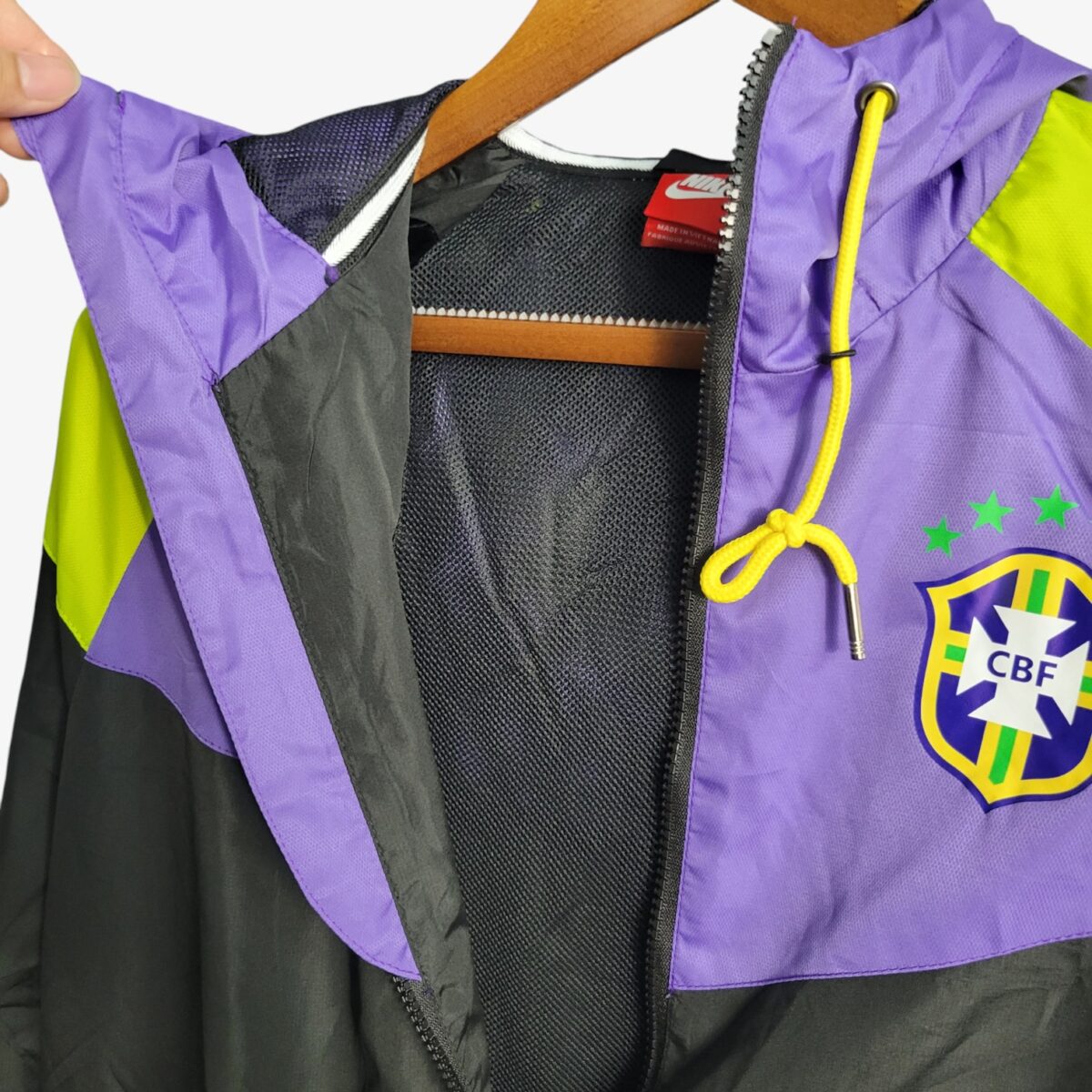Brazil Reversible Windbreaker 2024/25 - Image 2