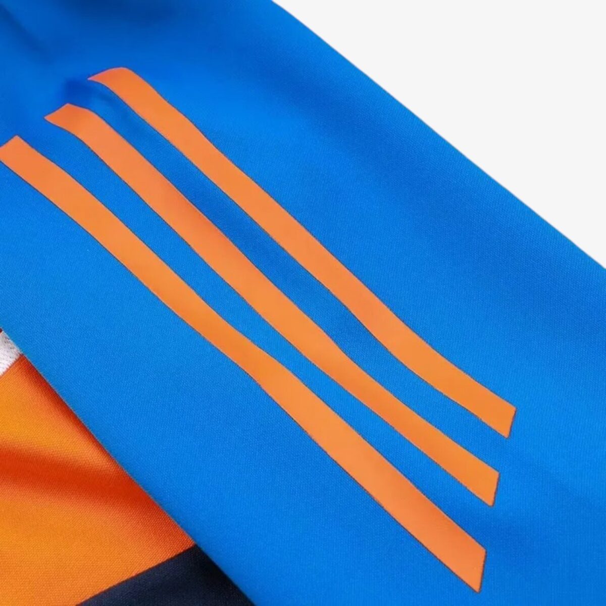 Juventus Orange Half Pull Tracksuit 2024/25 - Image 11