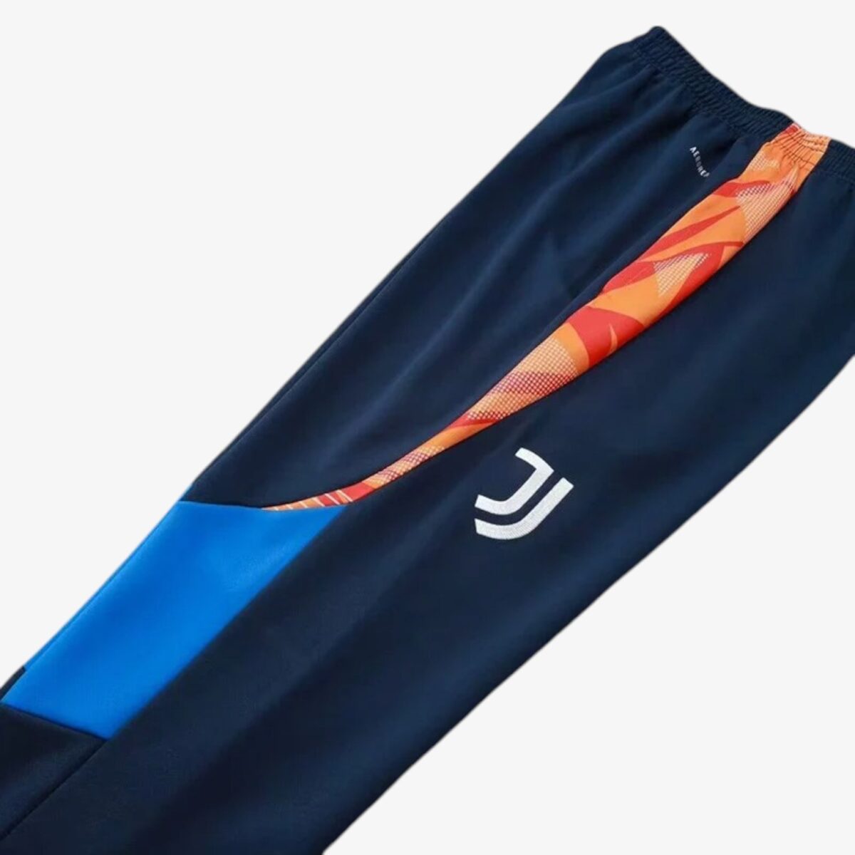 Juventus Orange Half Pull Tracksuit 2024/25 - Image 5