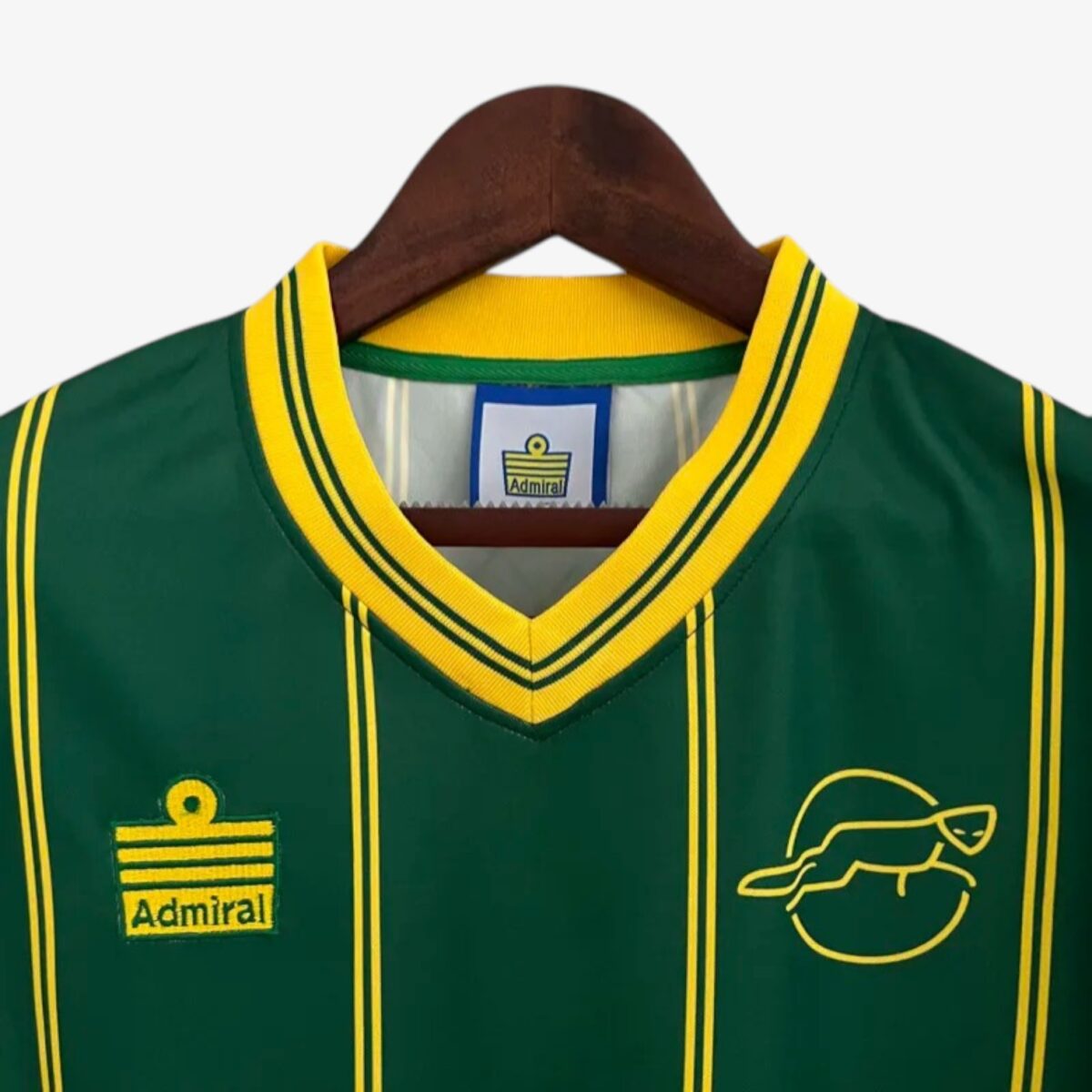 Leicester City Away Retro Jersey 1984 - Image 4