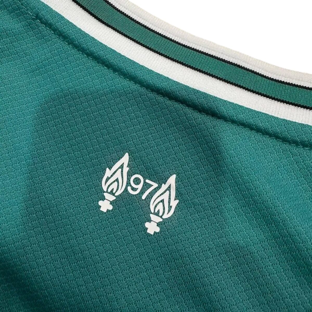 Liverpool Special Edition Jersey 2025/26 - Image 4