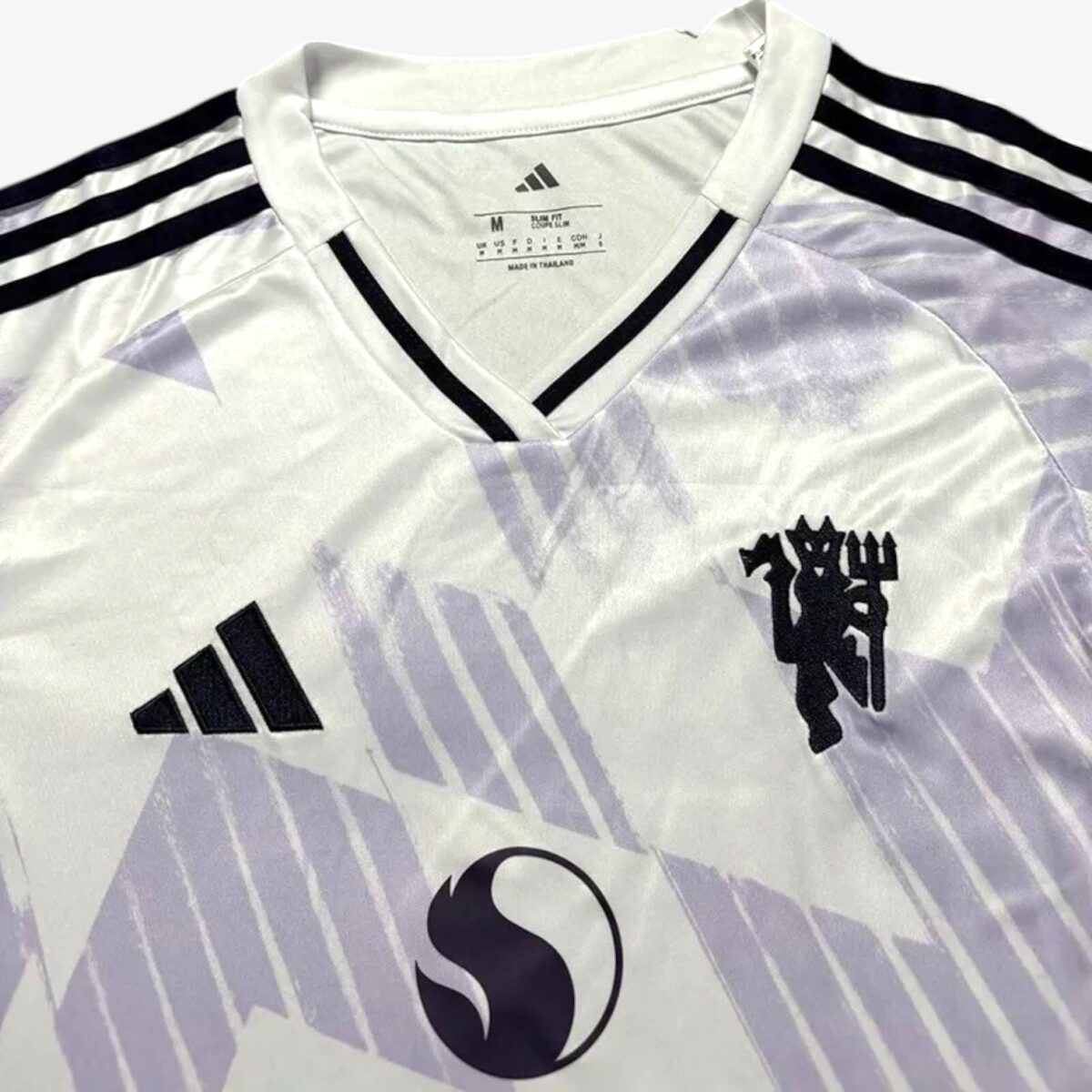 Manchester United Away Jersey 2025/26 — Women - Image 3