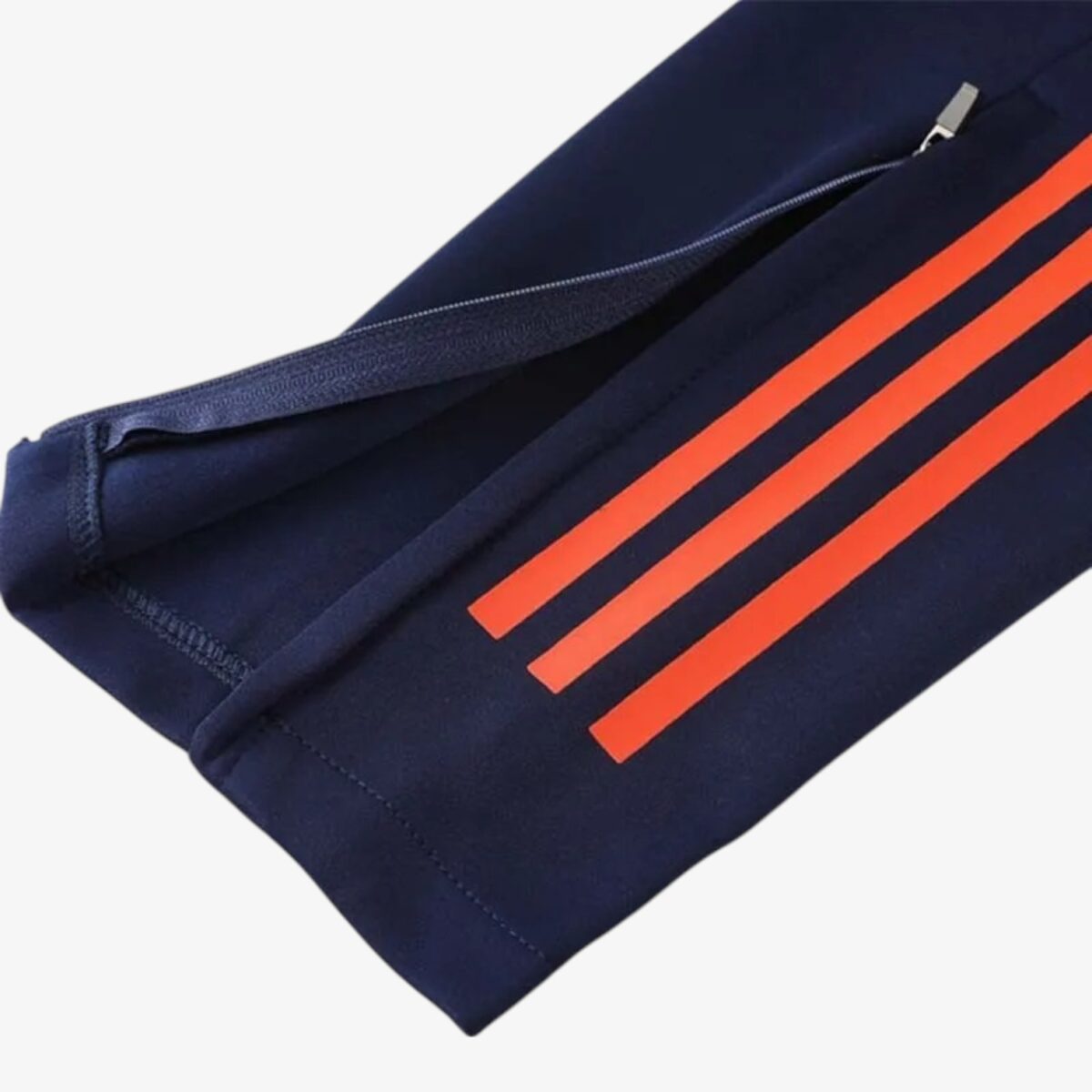 Manchester United Orange Jacket Tracksuit 2024/25 - Image 3