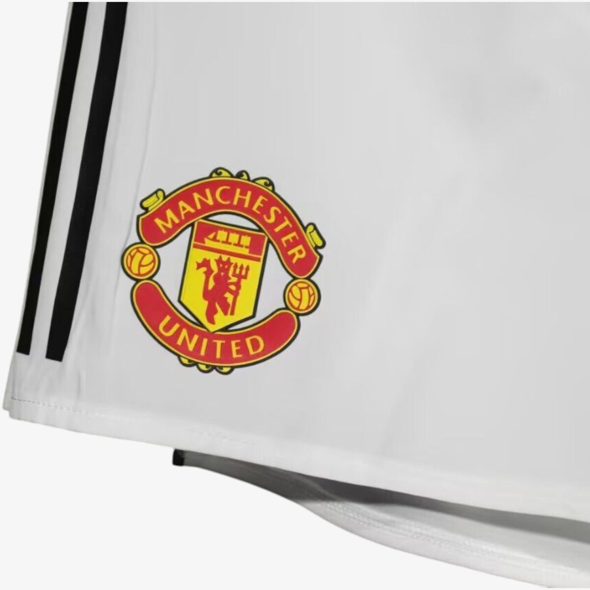 Manchester United Shorts 2025/26 - Image 4