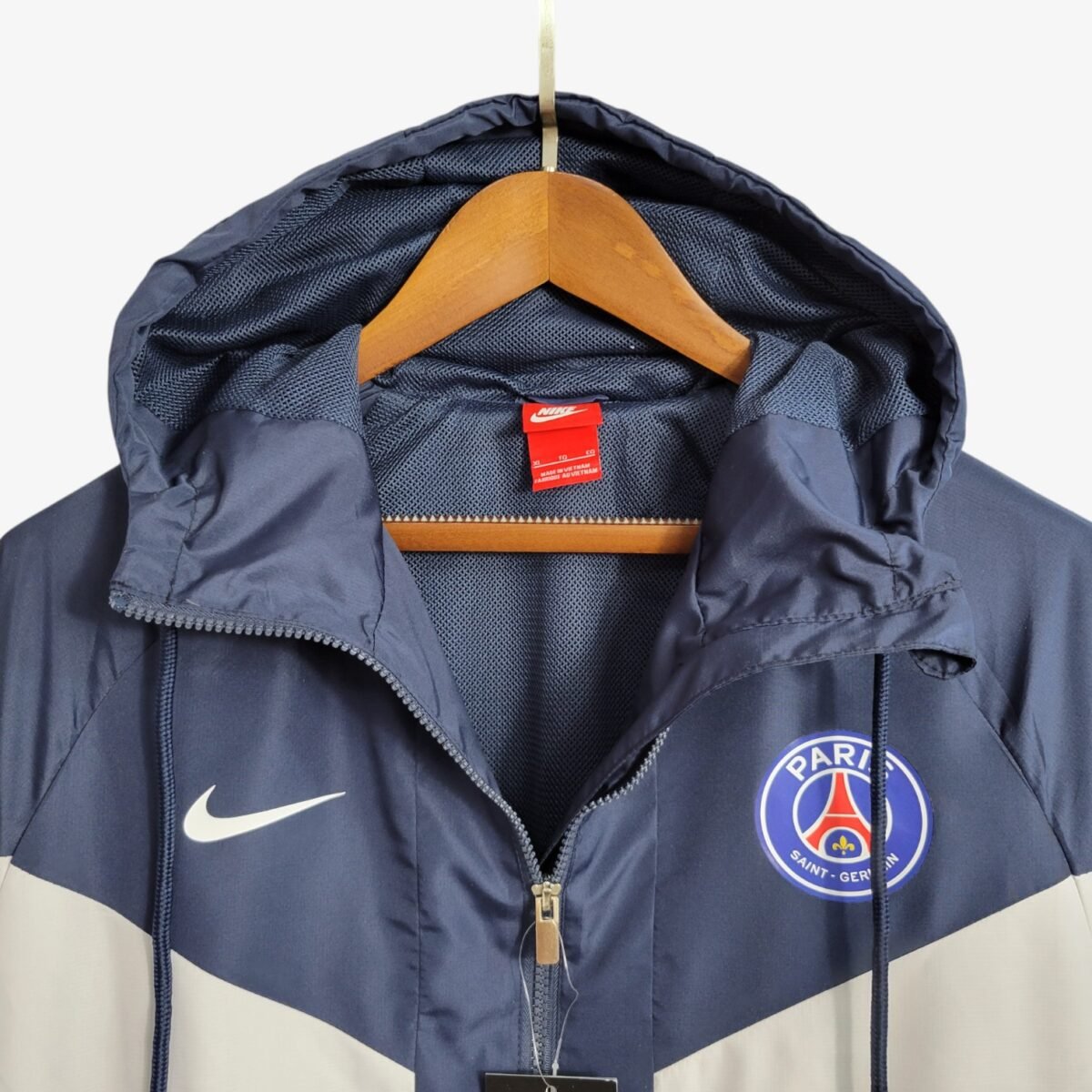 PSG Reversible Windbreaker 2022/23 - Image 3