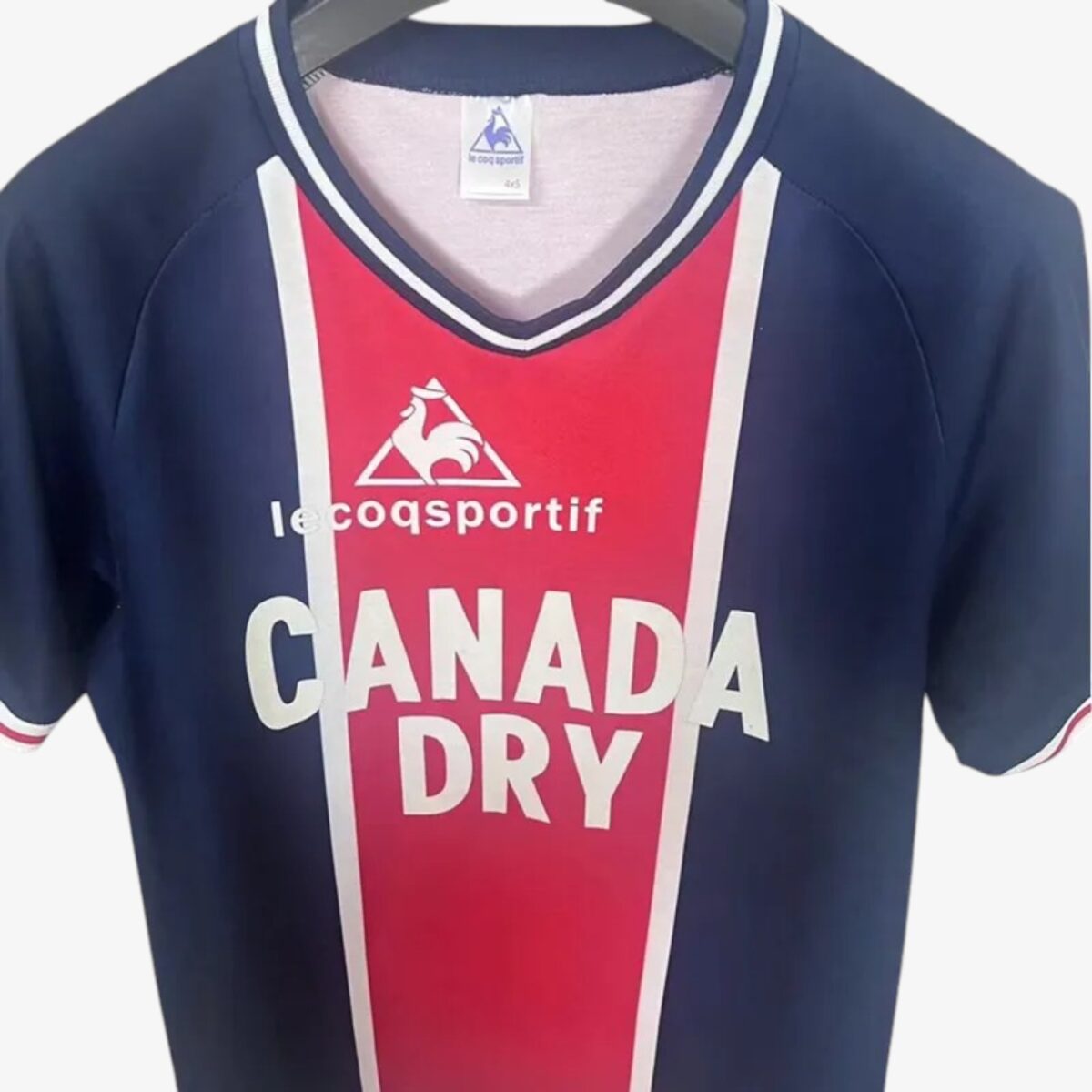Paris Saint-Germain Home Retro Jersey 1974 - Image 3