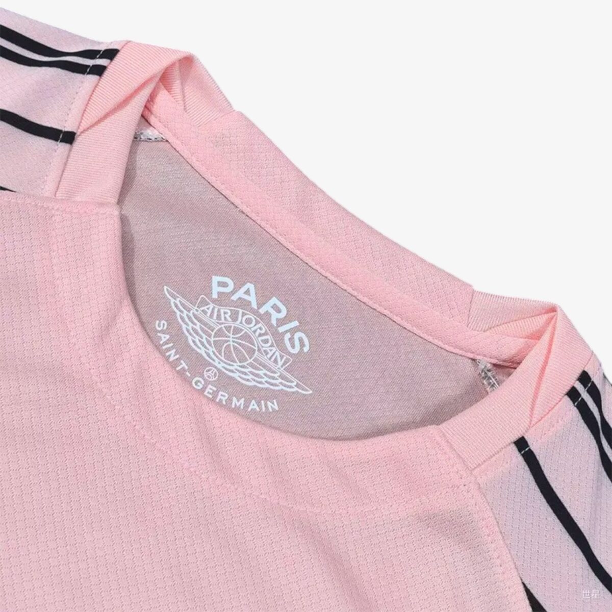 Paris Saint-Germain Pink Special Edition Training Jersey 2025/26 - Image 3