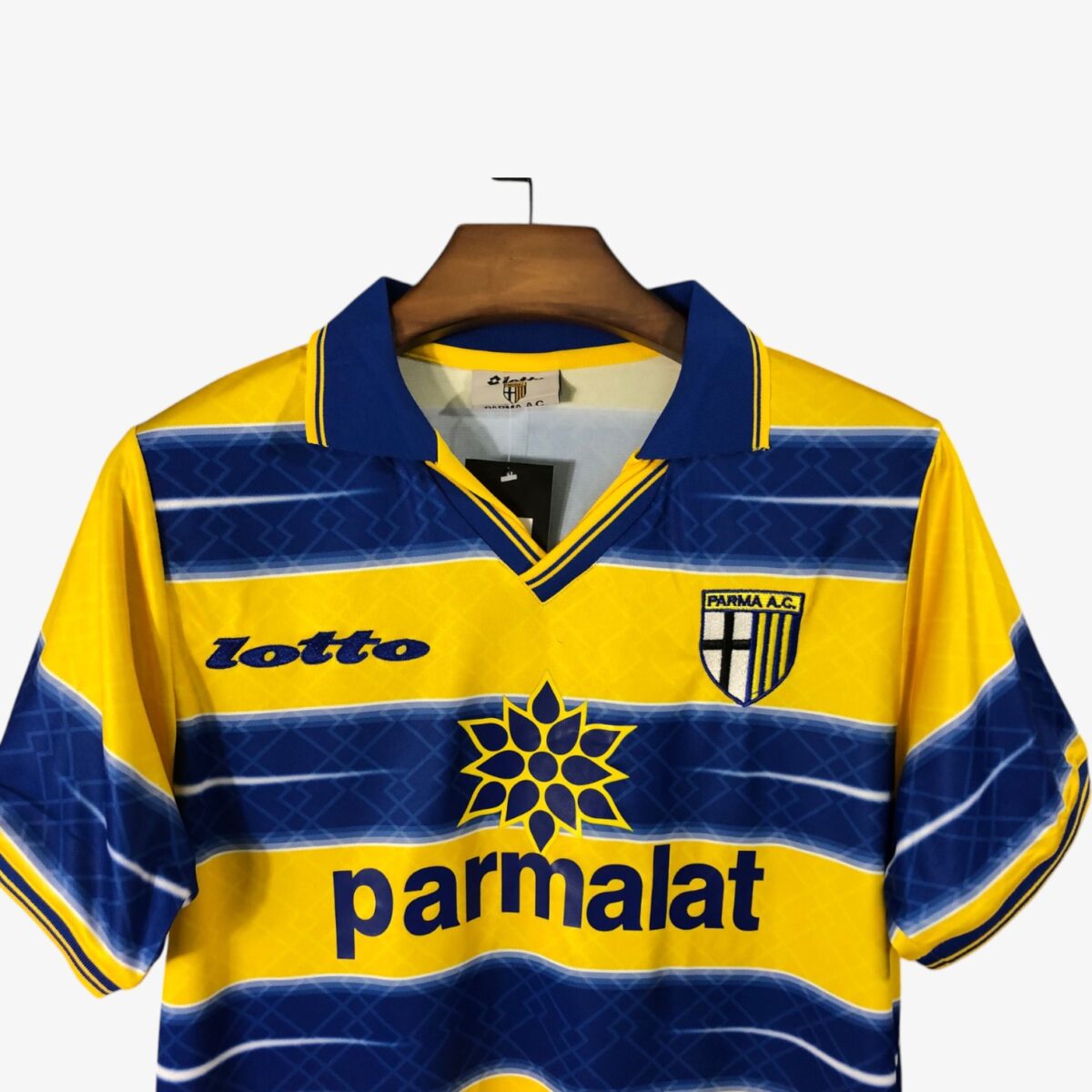Parma Home Retro Jersey 1998/99 - Image 4