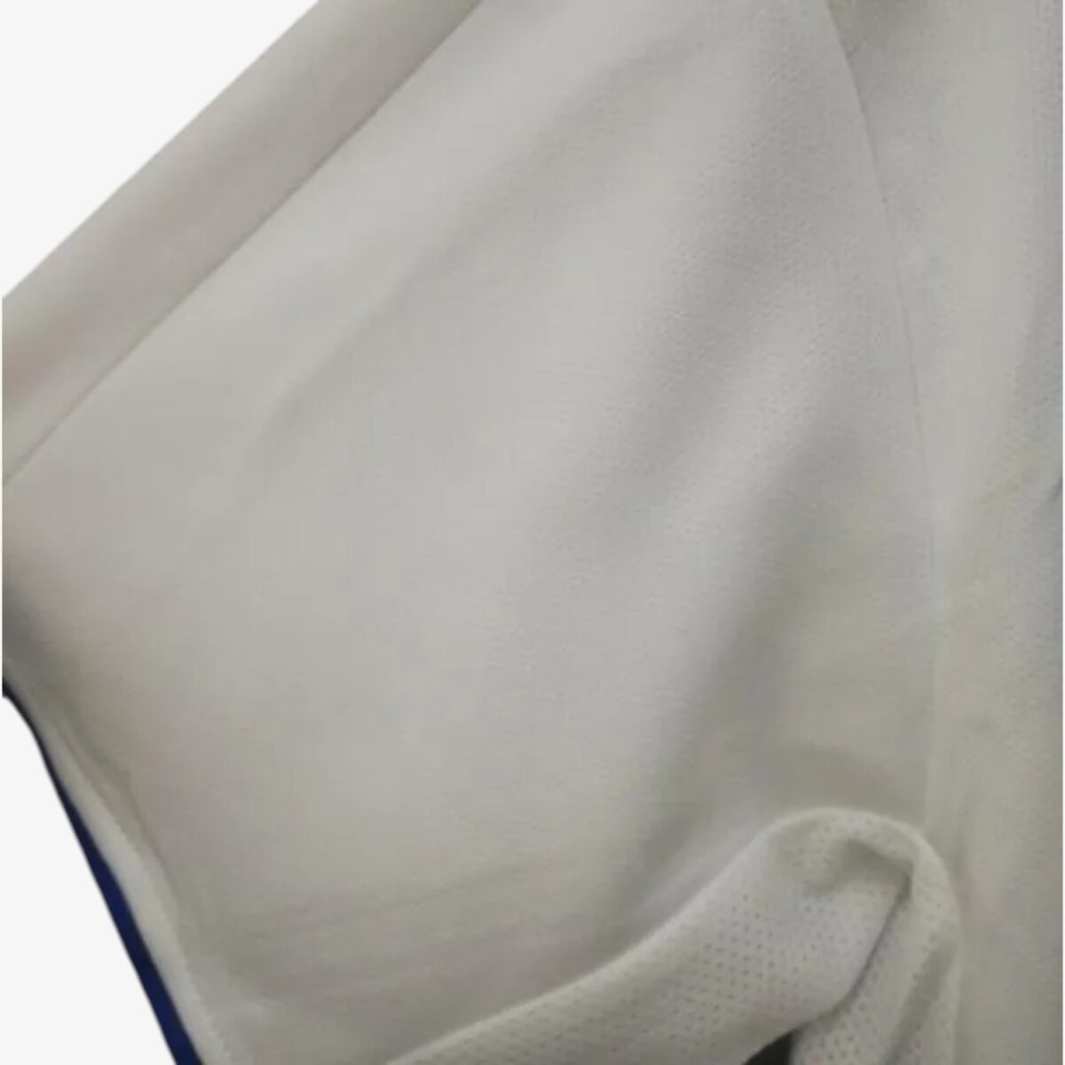 Retro Inter Milan Away Jersey 2002/03 - Image 3