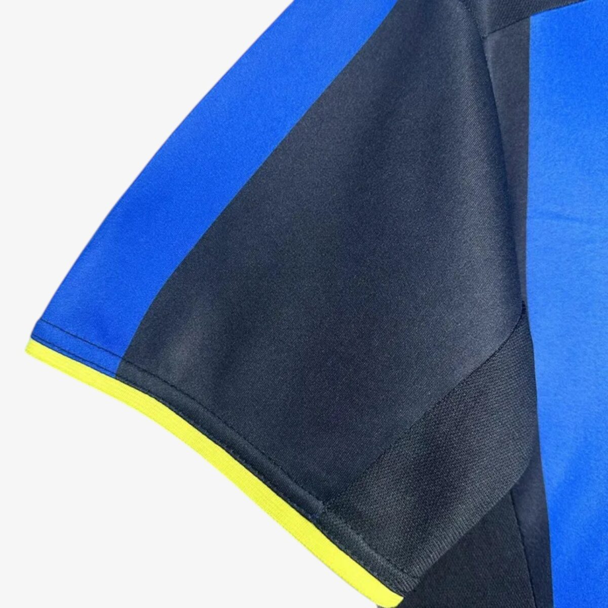 Retro Inter Milan Jersey Home 2002/03 - Image 4