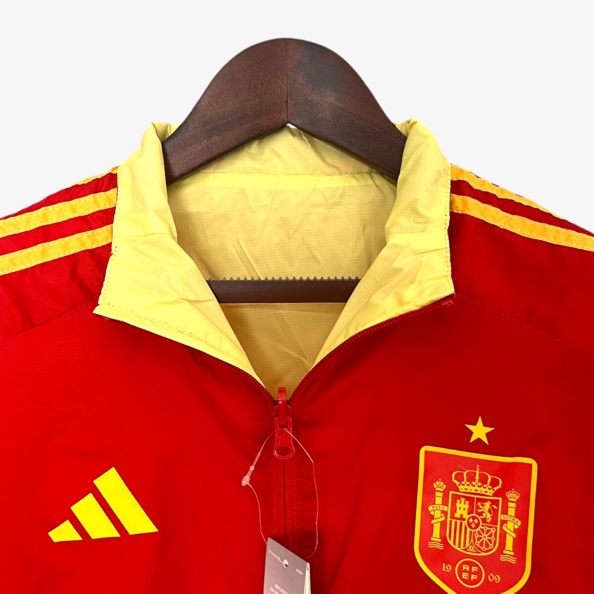 Spain Reversible Windbreaker 2024/25 - Image 2