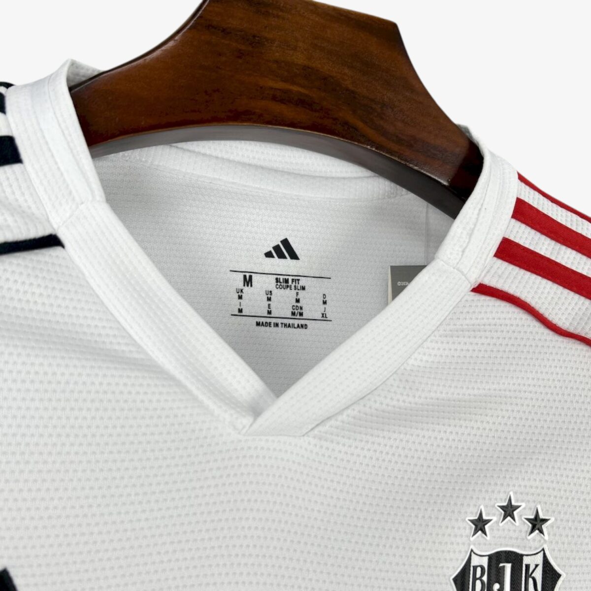 Besiktas Home Soccer Jersey 2025/26 - Image 5
