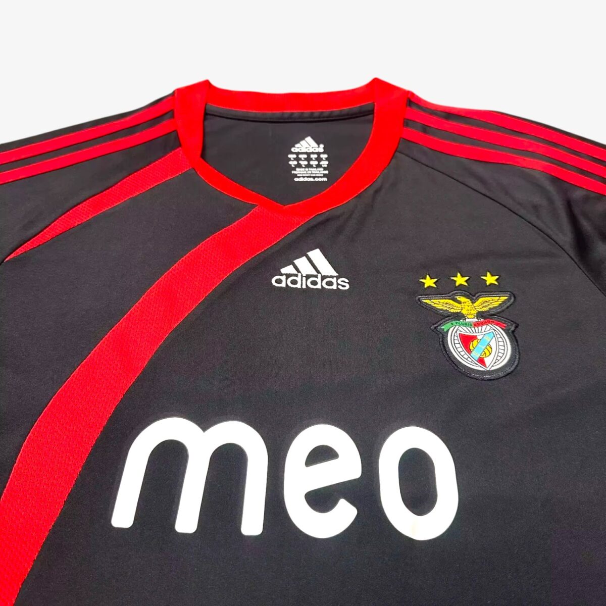 Benfica Away Retro Jersey 2009/10 - Image 3