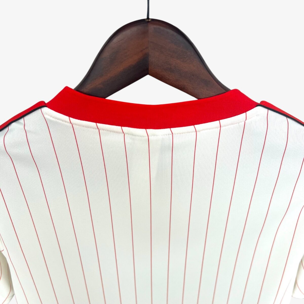 Benfica Edition White Retro Jersey 2025/26 - Image 3