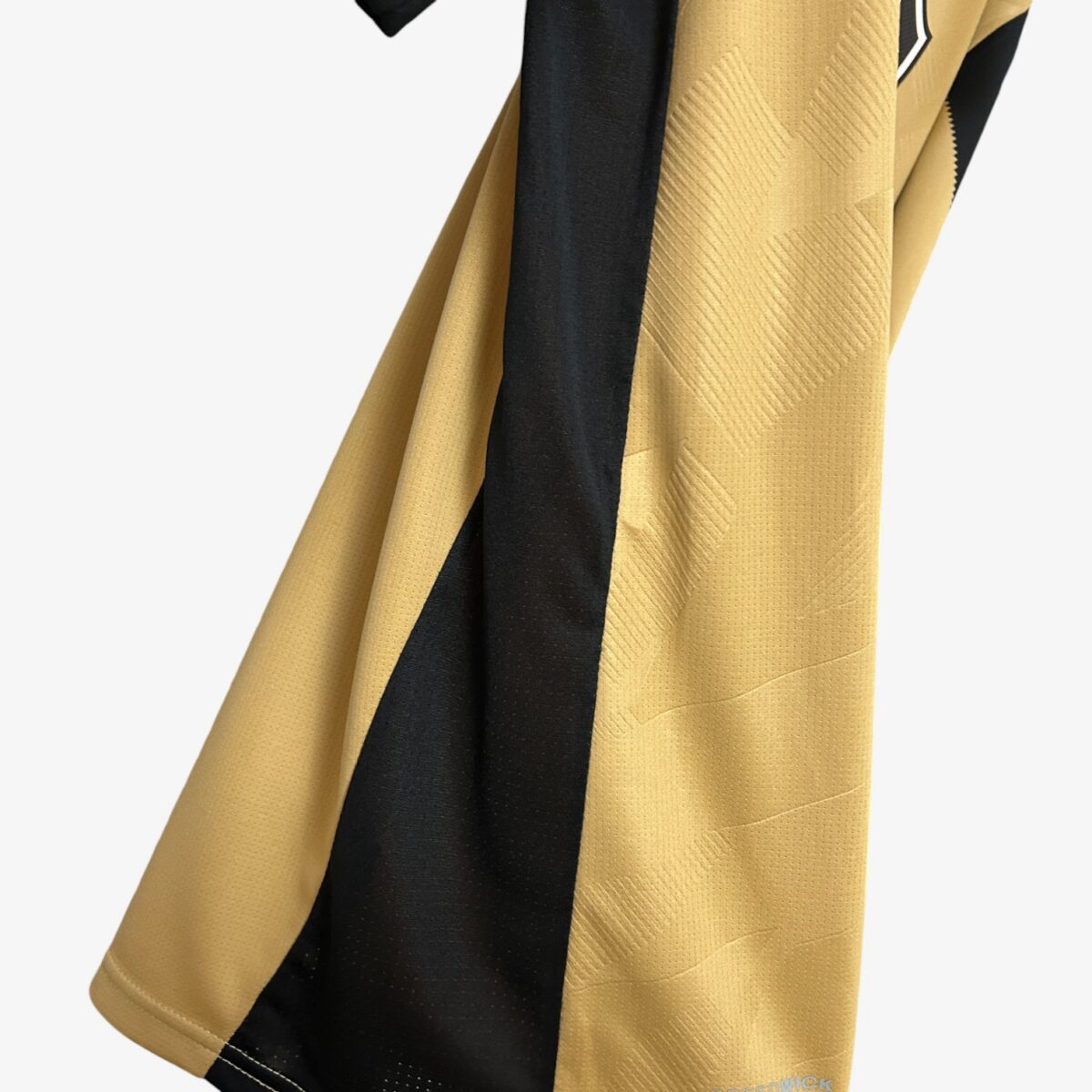 Botafogo Goalkeeper Gold Jersey 2024/25 - Image 2