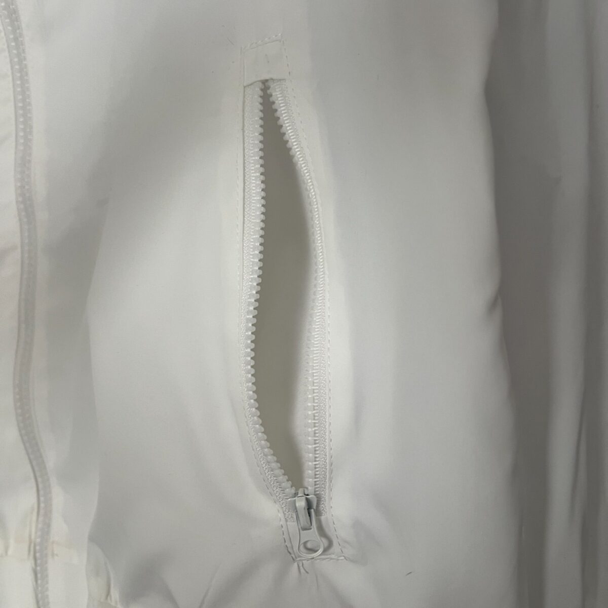 Brazil White Reversible Windbreaker 2024/25 - Image 3