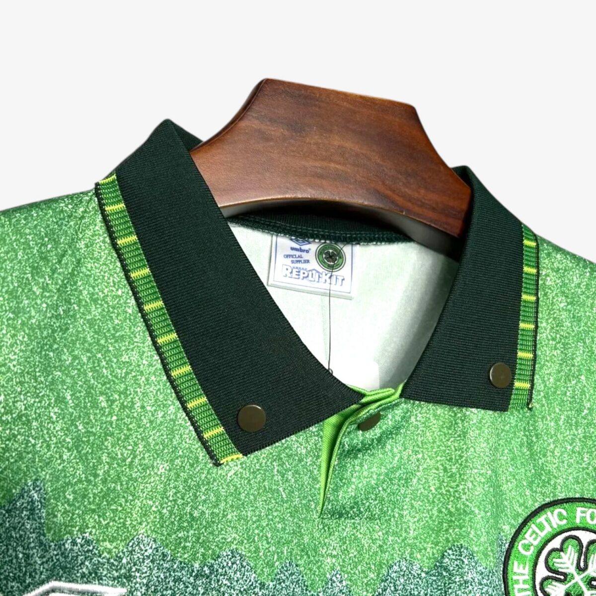 Celtic Glasgow Away Retro Jersey 1991/92 - Image 3
