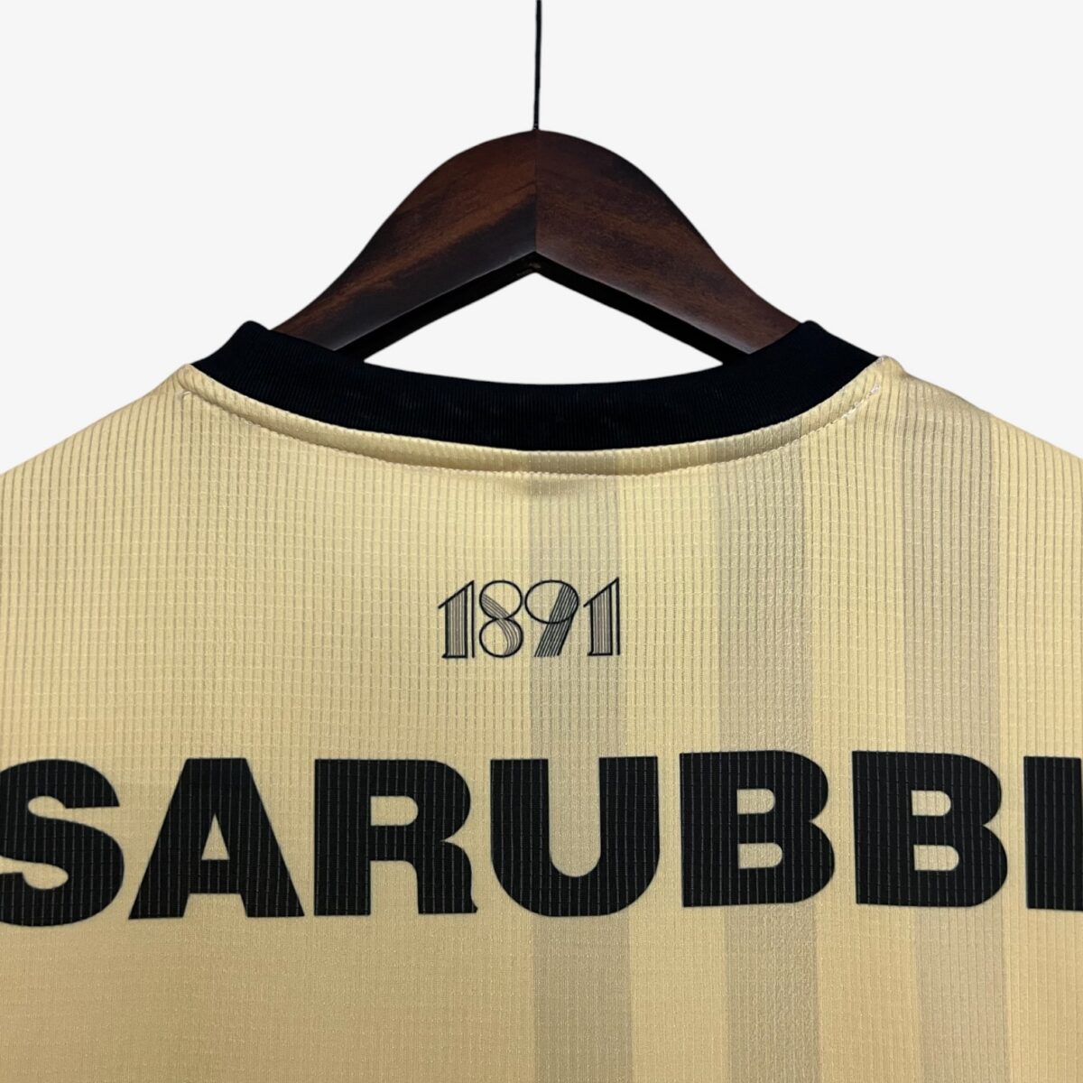 Club Atlético Peñarol Training Jersey 2025/26 - Image 2