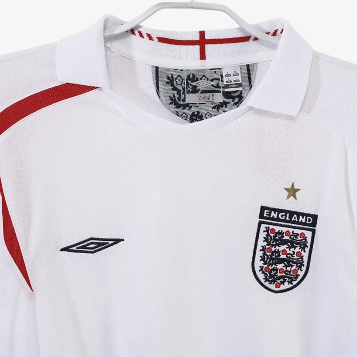 England Home Retro Jersey 2004 - Image 6