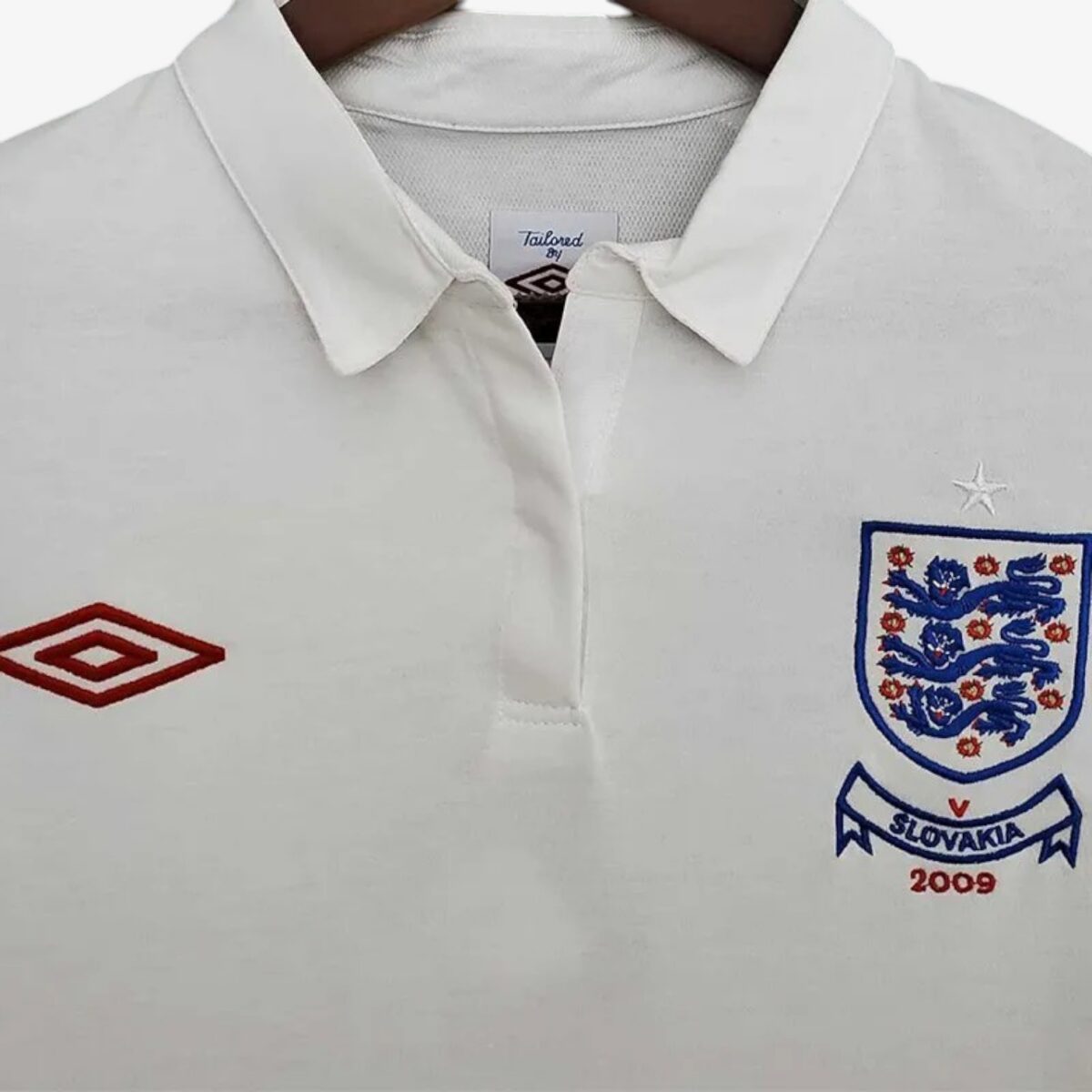 England Home Retro Jersey 2010 - Image 3