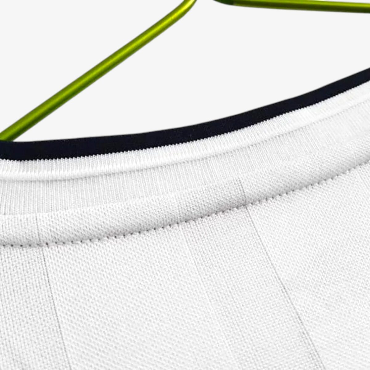 England Home Retro Long Sleeve Jersey 2002 - Image 5