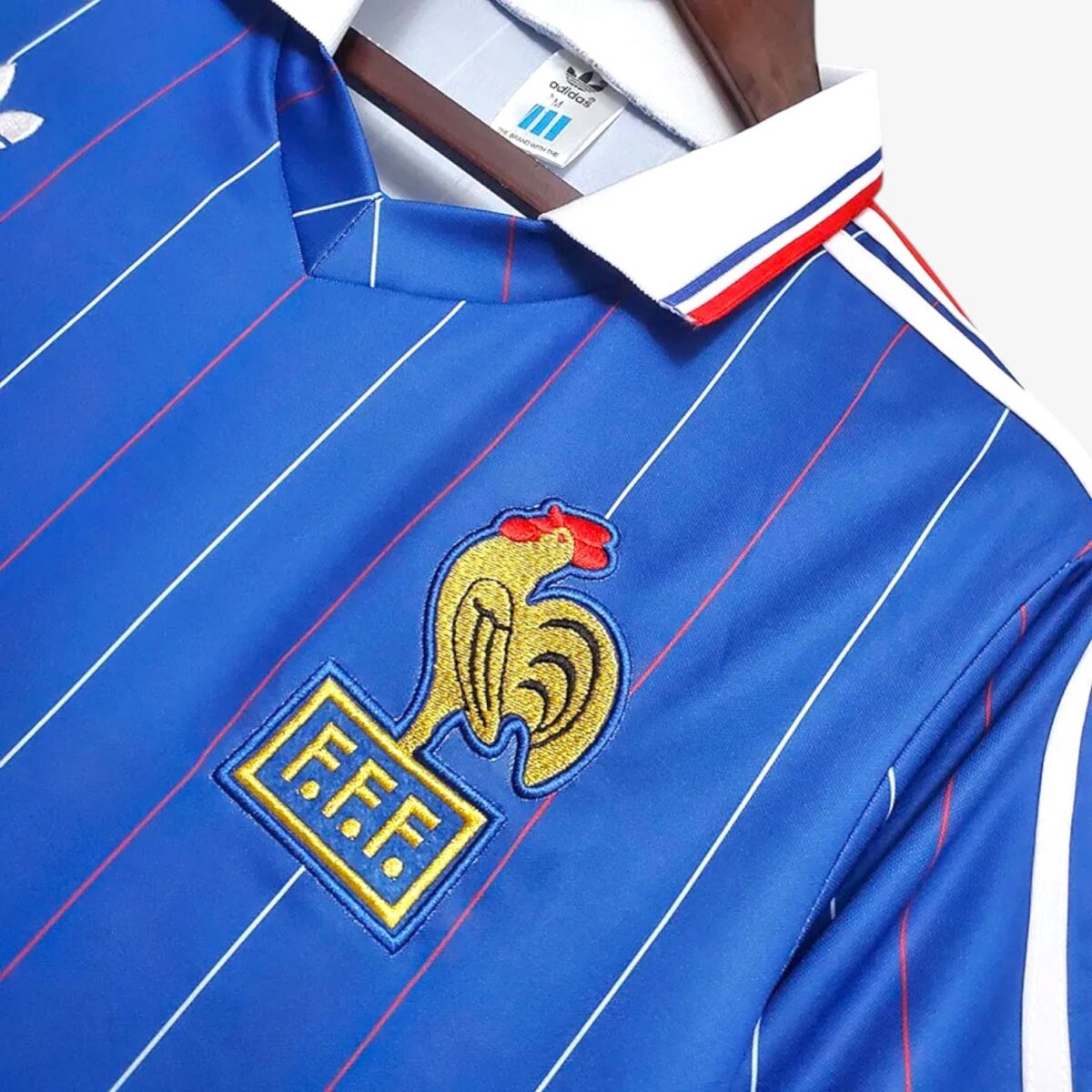 France Home Retro Jersey 1982 - Image 3