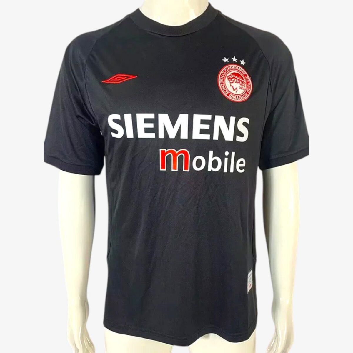 Olympiacos Away Retro Jersey 2004/05