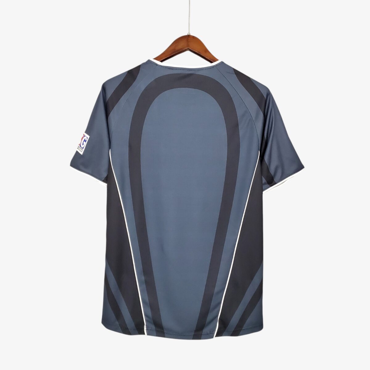 Paris Saint-Germain Third Retro Jersey 2001/02 - Image 3