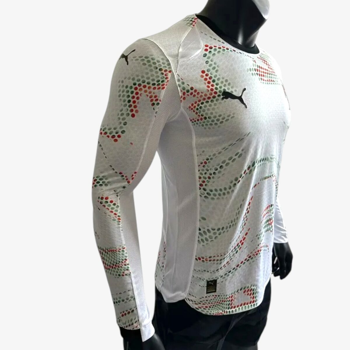 Portugal Away Long Sleeve Training Jersey 2025/26 - Image 3