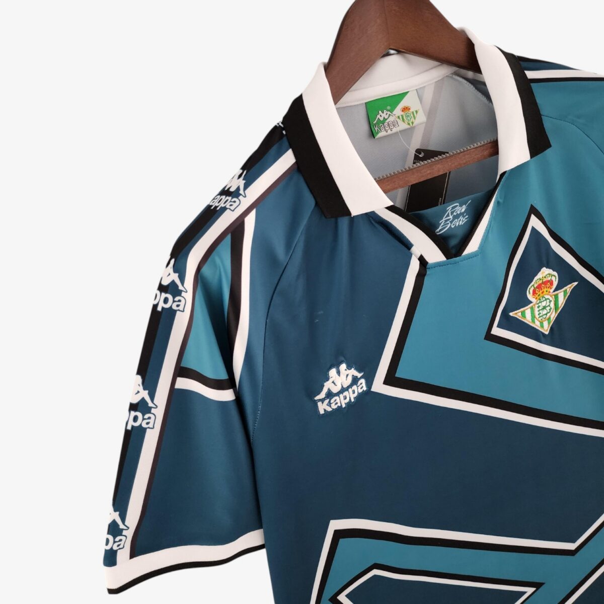 Real Betis Away Retro Jersey 1995/96 - Image 2