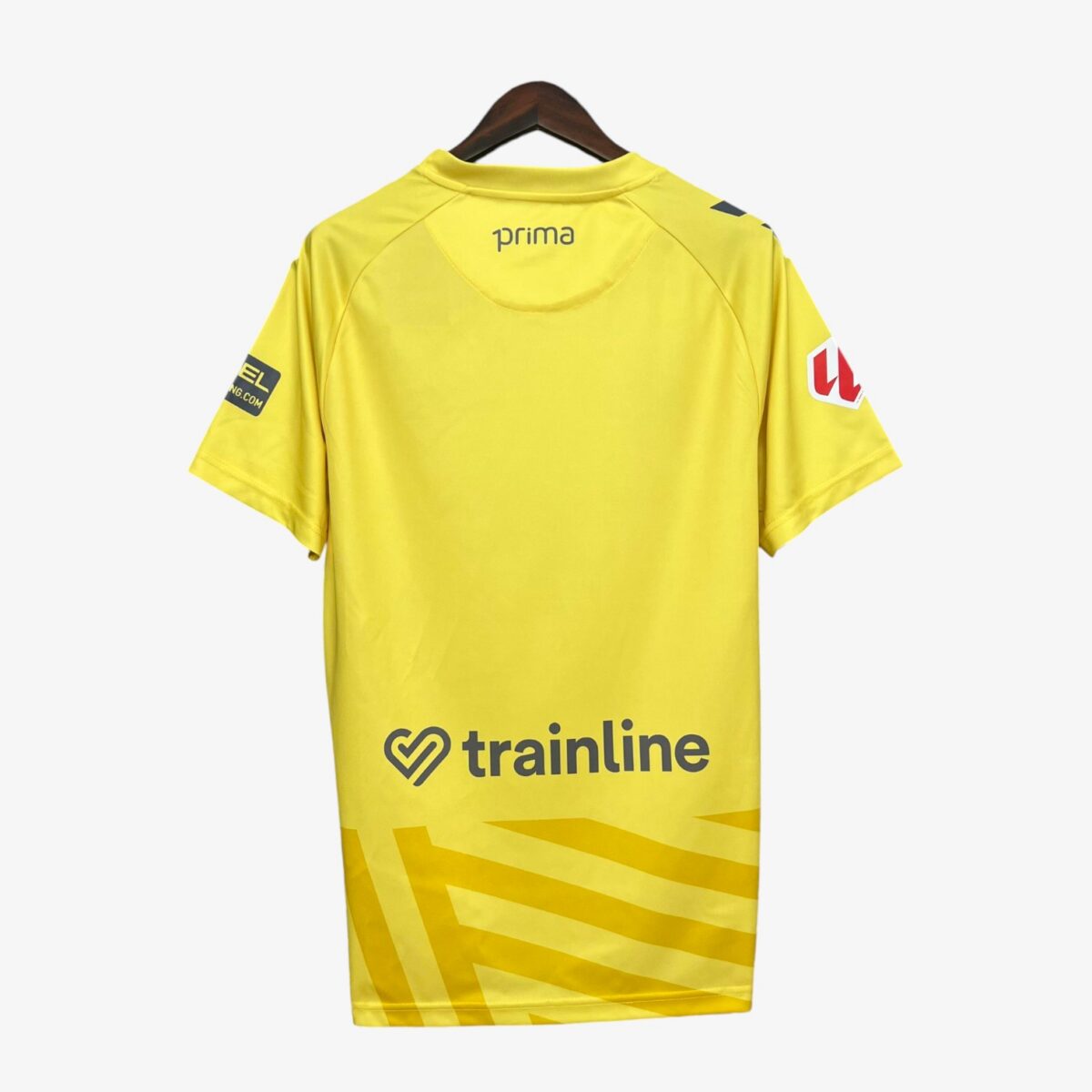 Real Betis Goalkeeper Yellow Jersey 2025/26 - Image 3