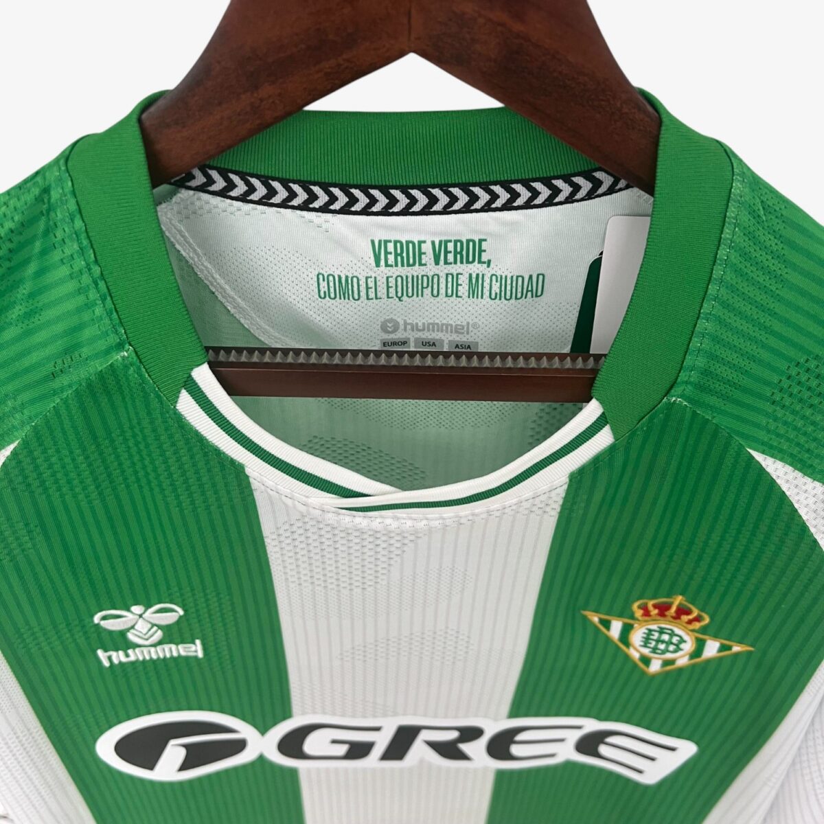 Real Betis Home Jersey 2025/26 - Image 5