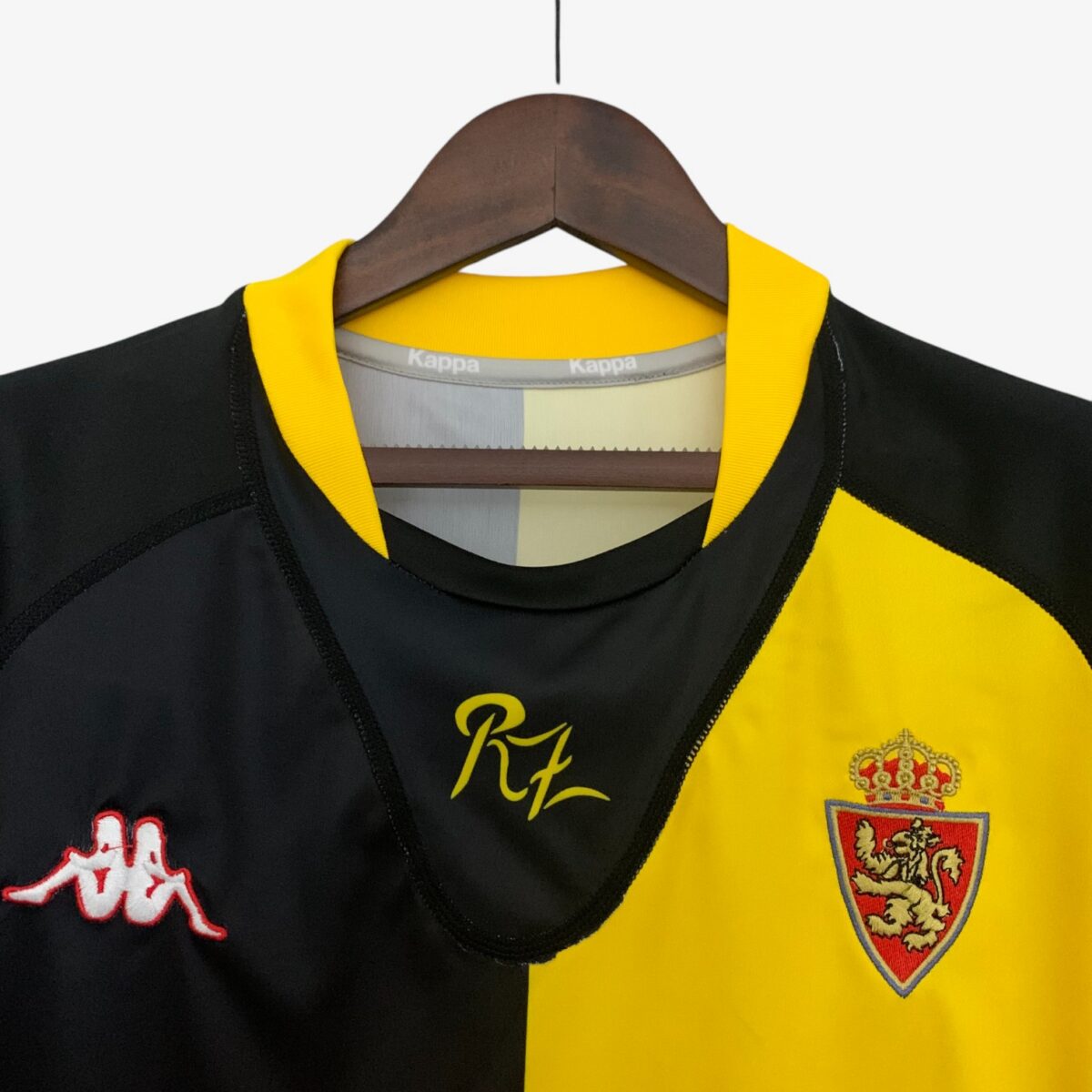 Real Zaragoza Away Retro Jersey 2001/02 - Image 2