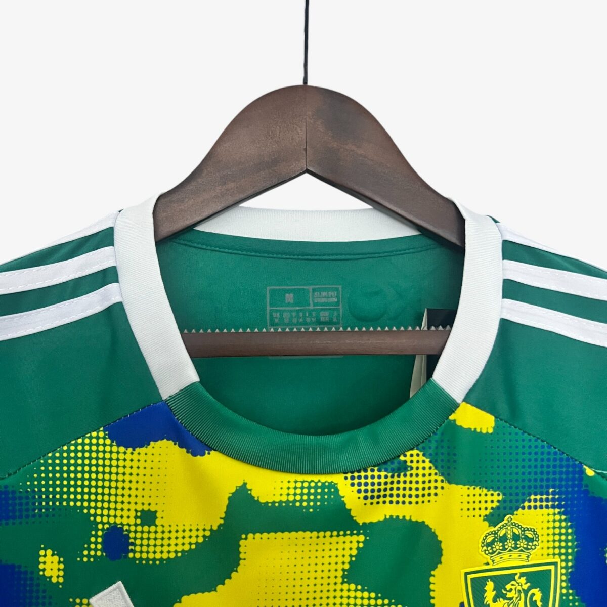 Real Zaragoza  Special Edition Jersey 2024/25 - Image 4