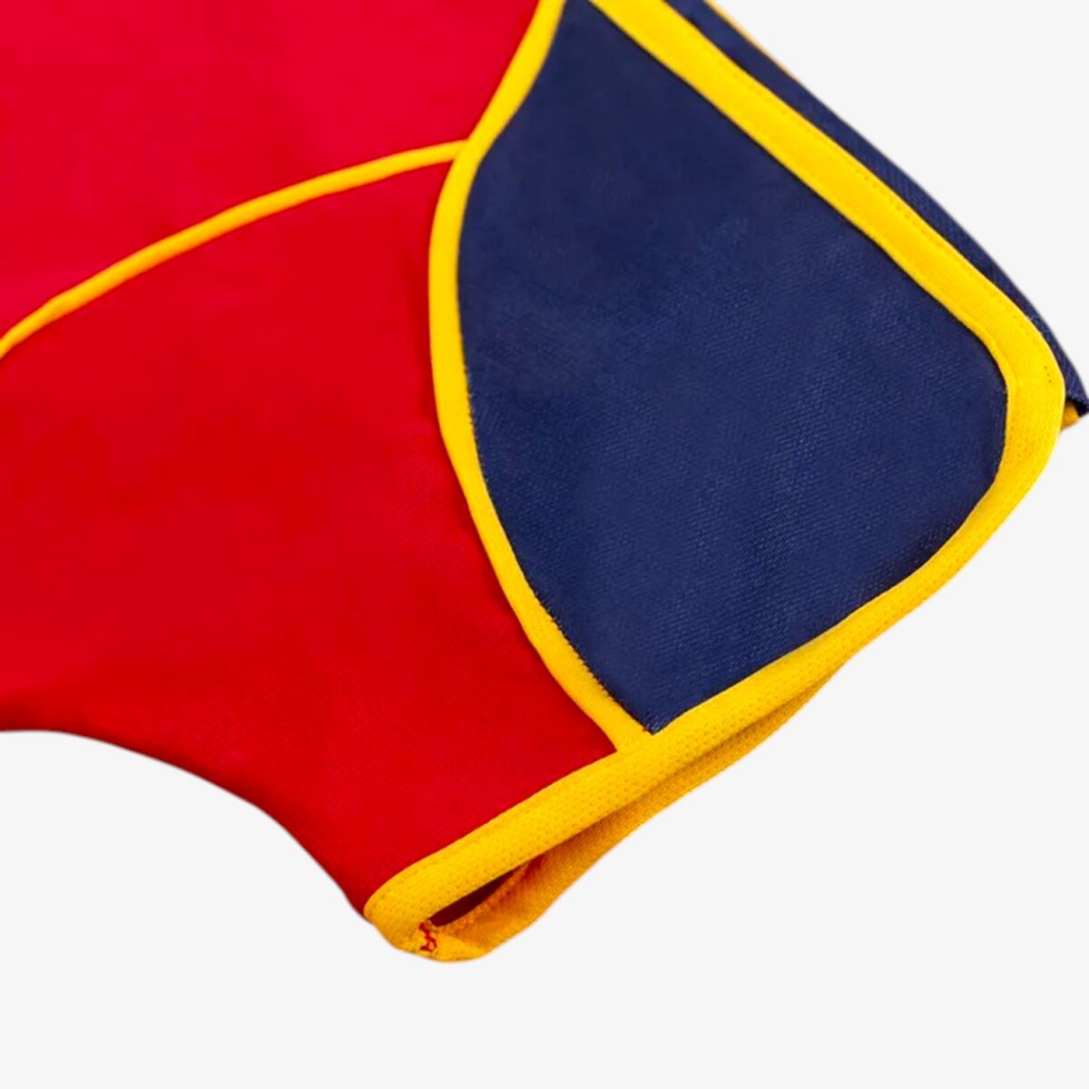 Spain Home Retro Jersey 2000 - Image 5