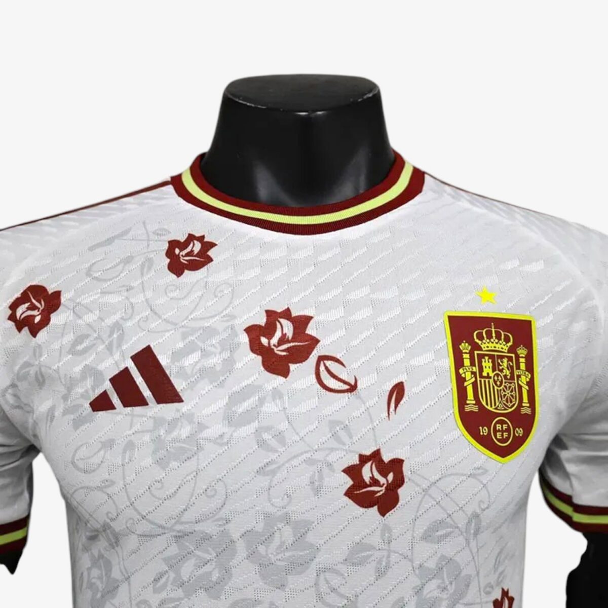 Spain White Flower Training Jersey 2024/25 - Image 2