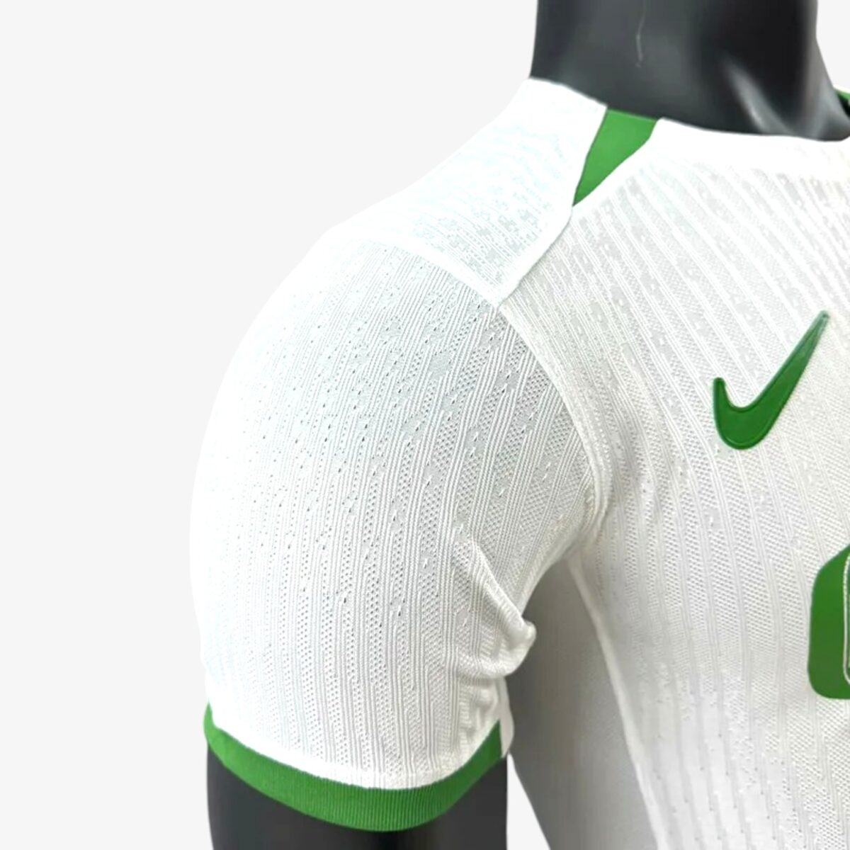 Sporting Lisbon 60th Anniversary Edition Training Jersey 2024/25 - Image 3