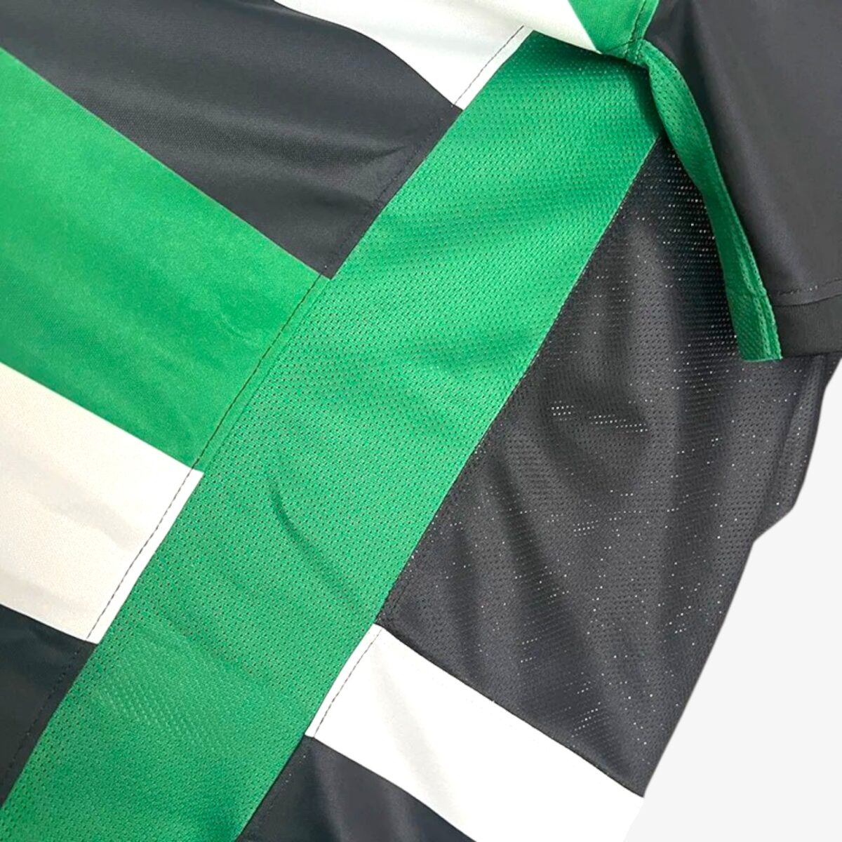 Sporting Lisbon Home Jersey 2024/25 - Image 3