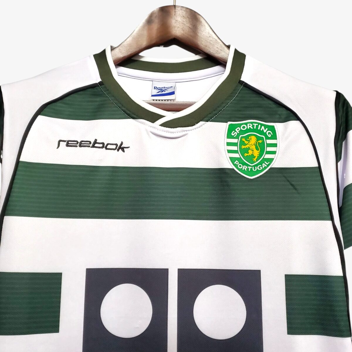 Sporting Lisbon Home Retro Jersey 2002/03 - Image 3
