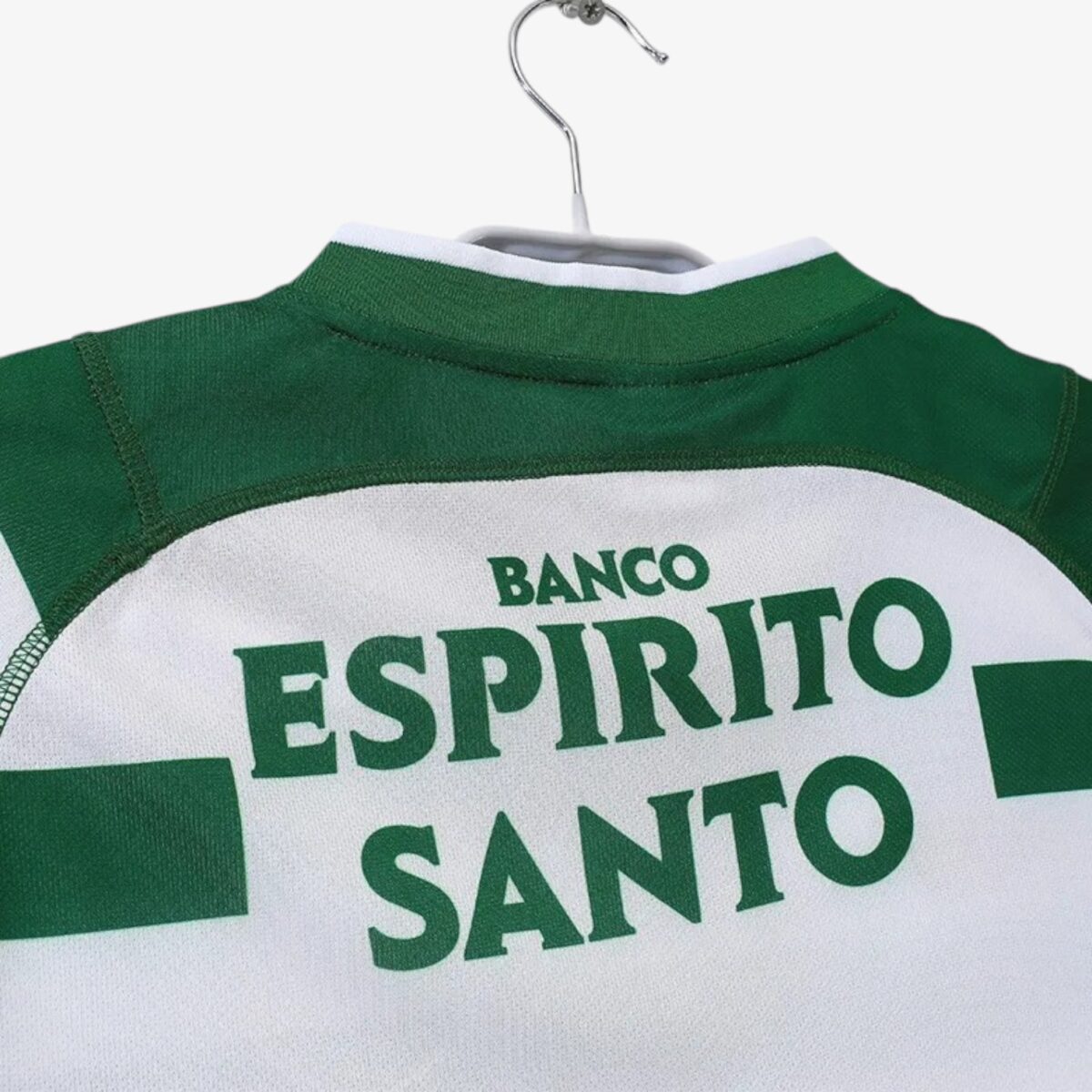 Sporting Lisbon Home Retro Jersey 2003/04 - Image 4
