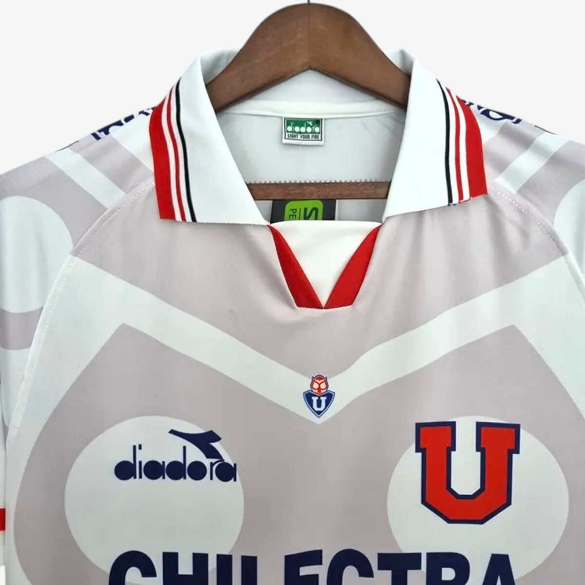 Universidad De Chile Away Retro Jersey 1996 - Image 4